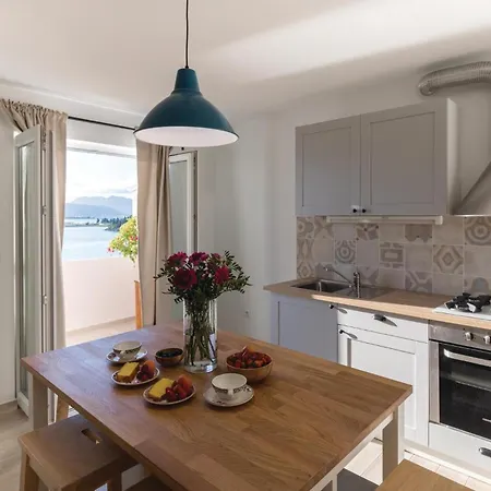 Apartmán Awesome In With House Sea View *