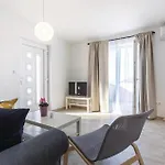 Two-bedroom In Daire