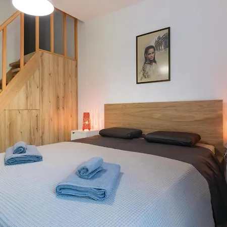 아파트 Two-bedroom In *